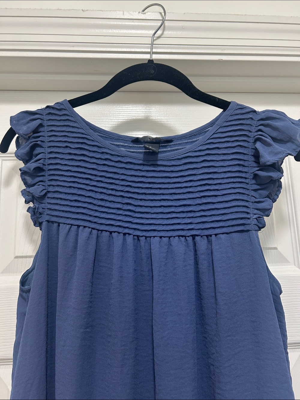 H&M Navy Ruffle Sleeve Casual Dress